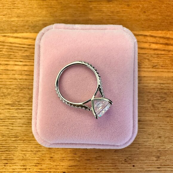 NEW 14k White Gold 4 Carat Moisssanite Ring, size 6.5 - Picture 11 of 12